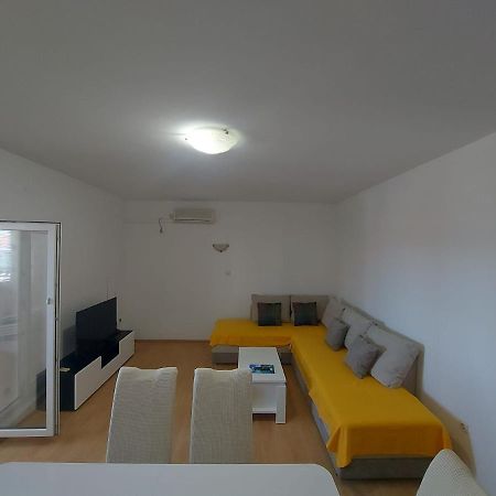Apartment Papak Трогир Экстерьер фото